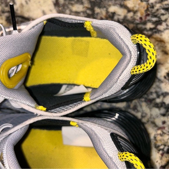 COPY - EUC Nike Air Max 2090 GS 'Wolf Grey' Sneakers - Picture 12 of 13